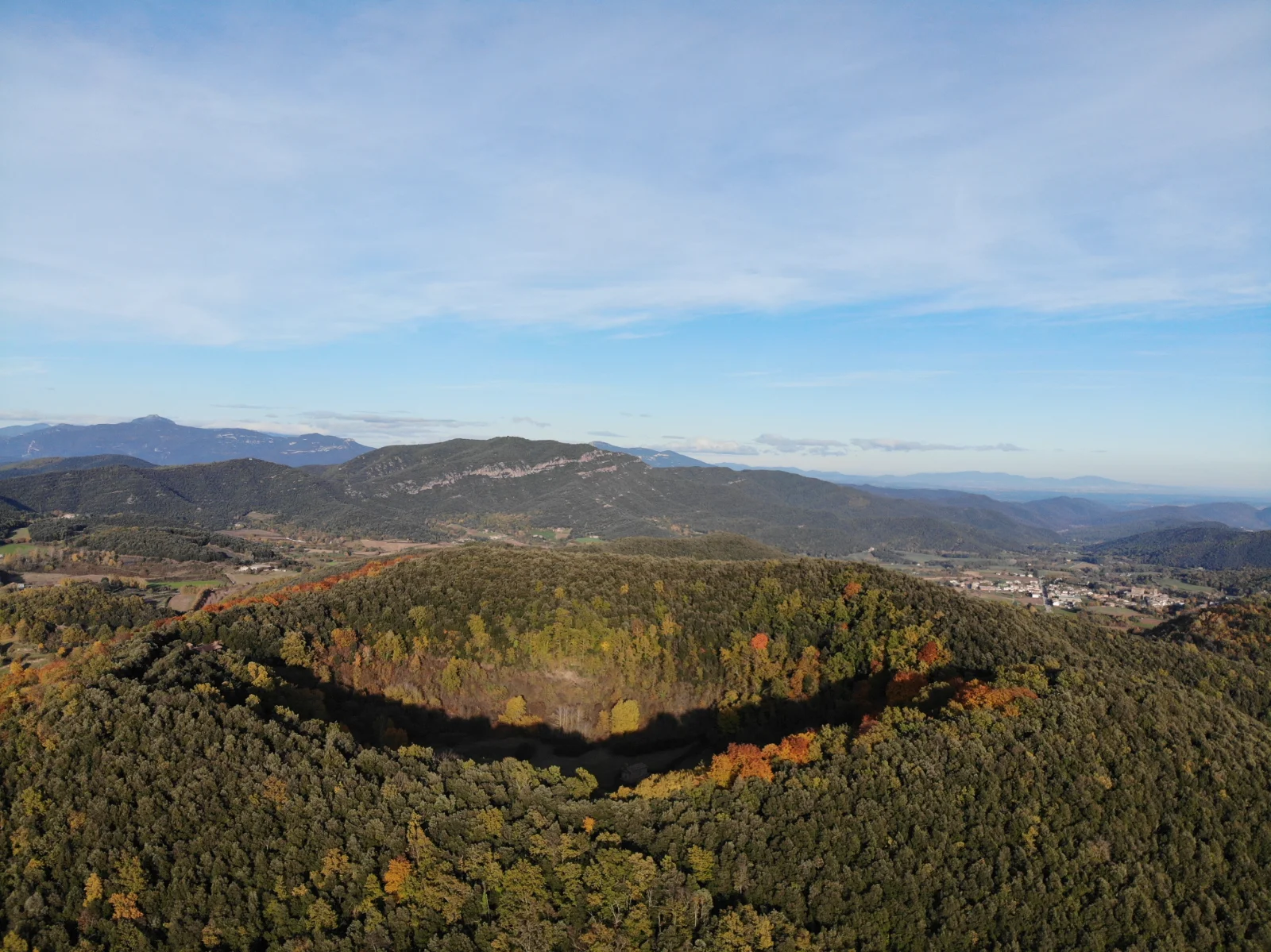 La Garrotxa volcano route: Croscat, Santa Margarida and Montsacopa
